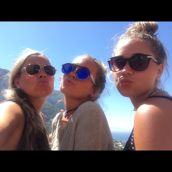 Meet your Posher, Monica - Picture 7 of 7